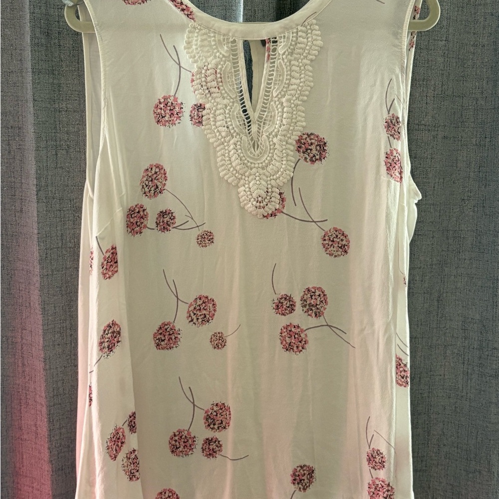 Floral Embroidered Cream Sleeveless Top